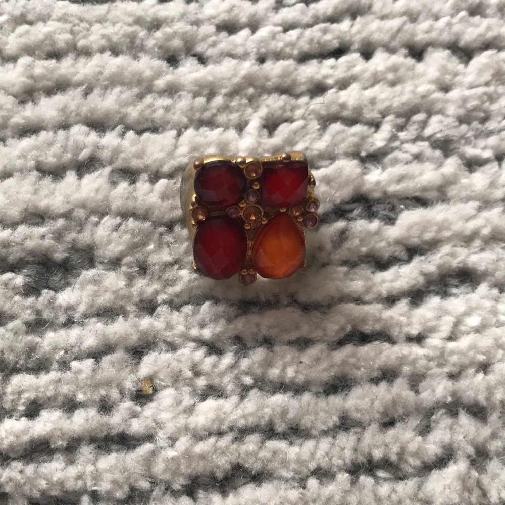 Gemstone statement ring - Picture 2 of 3